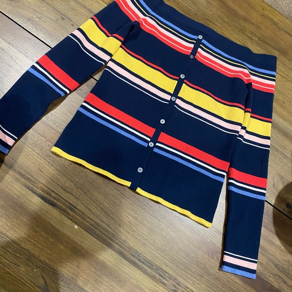 Frame colorful women’s sweater. - Picture 2 of 4